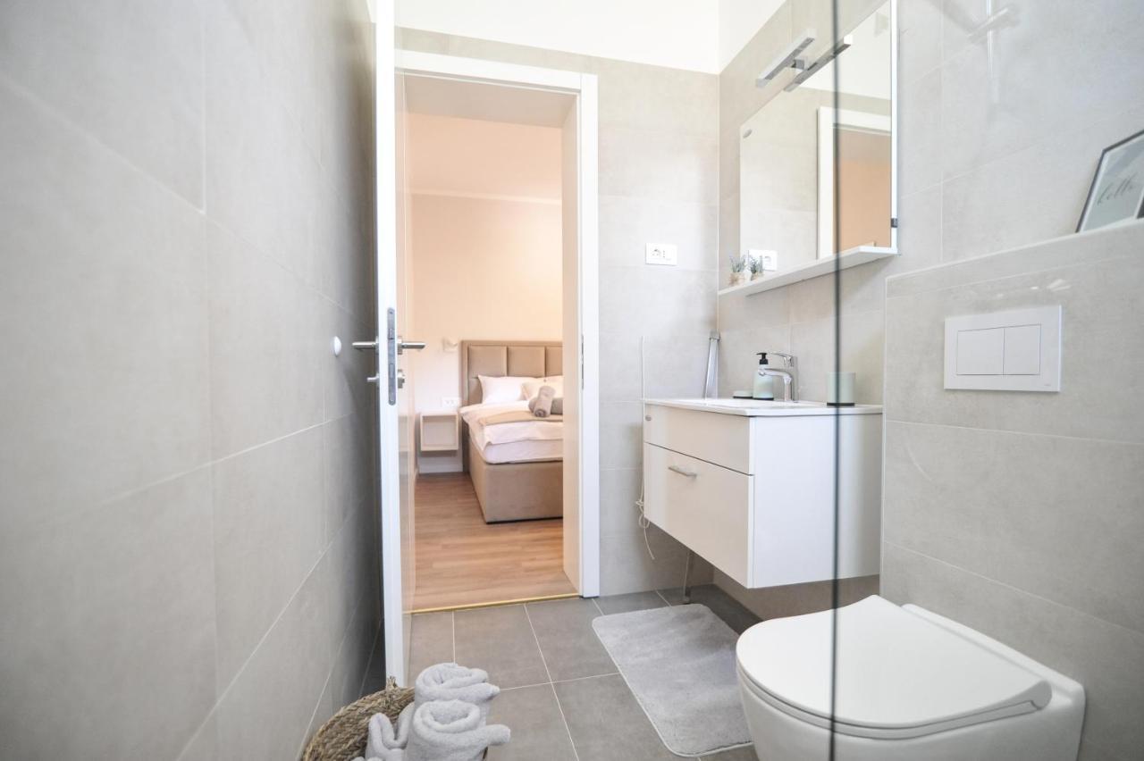 Tony'S House With Private Pool, Garden And Parking Villa Zadar Exterior photo